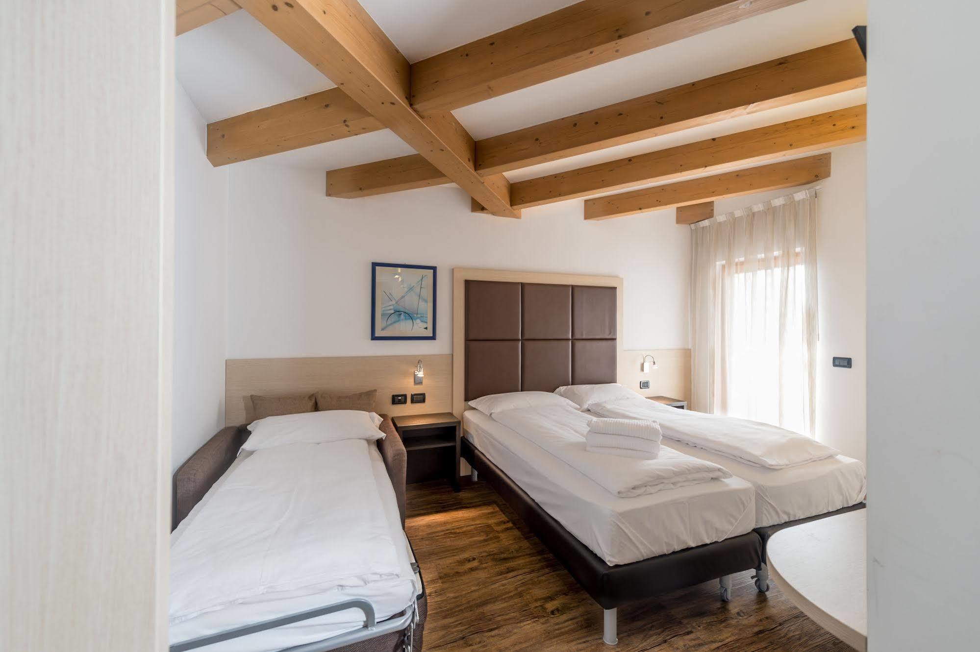 Villa Cameras Room And Breakfast Морі Екстер'єр фото