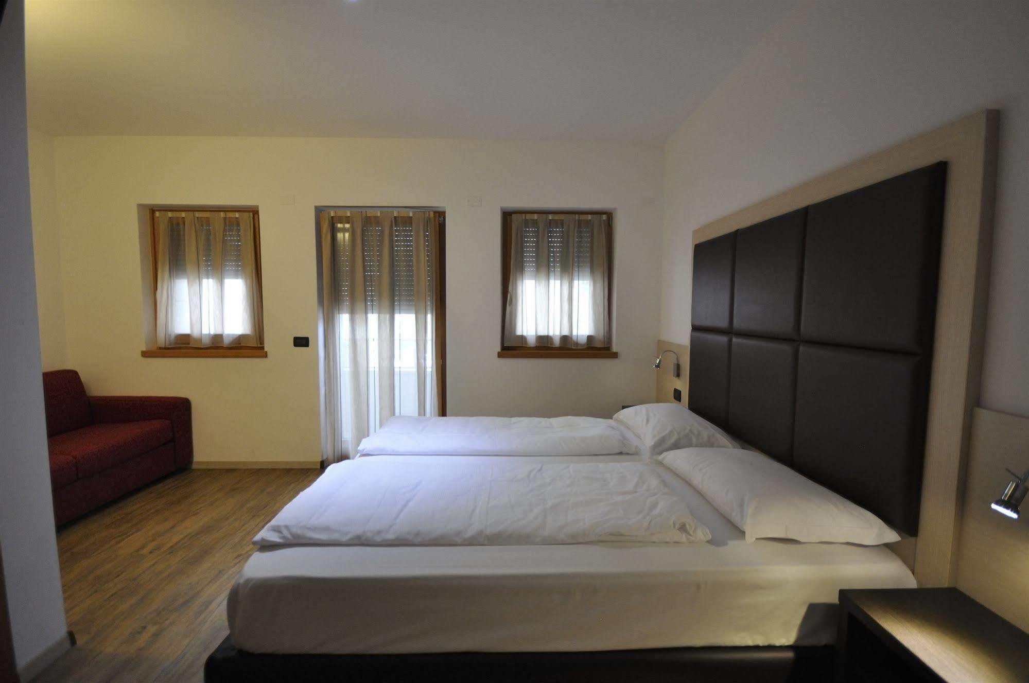 Villa Cameras Room And Breakfast Морі Екстер'єр фото